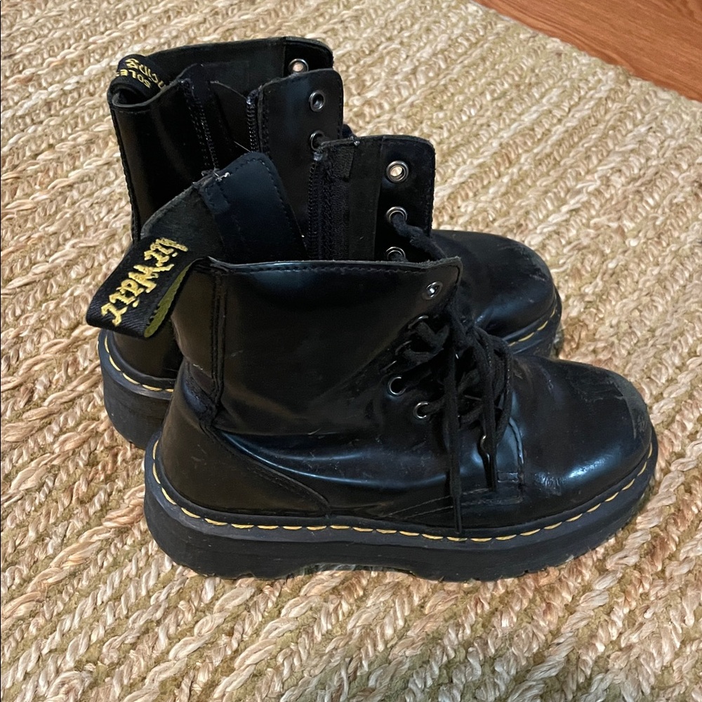 Doc Martens Molly Platform Boots sz 8 (39) Black Leather Combat Ribbon Lace Up